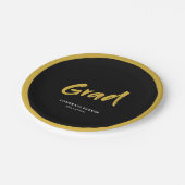 Black & Gold Simple Modern Brush Script Abschluss Pappteller (Schrägansicht)