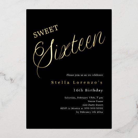 Black Gold Skript Luxus Sweet 16 Folieneinladung (Vorderseite)