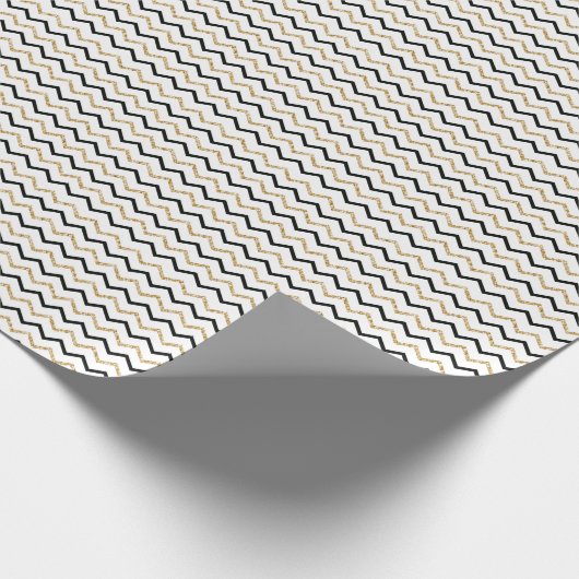Black Gold White Zickzack Zig Zag Muster Geschenkpapier (Ecke)