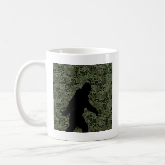 Black Gone Squatchin Woodland Digital Camouflage Kaffeetasse (Links)