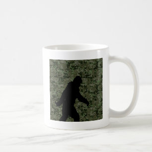 Black Gone Squatchin Woodland Digital Camouflage Kaffeetasse