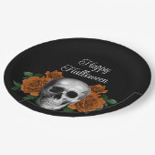 Black Gothic Floral Skull Happy Halloween Pappteller (Schrägansicht)