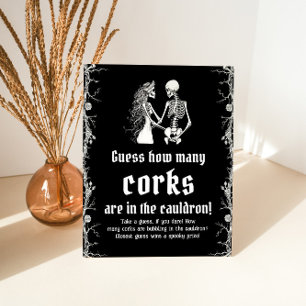 Black Gothic Halloween Guess Wie viele Corks Spiel Sockelschild