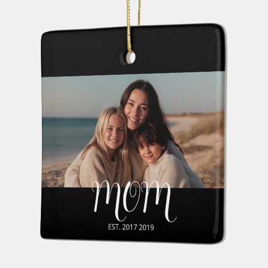 Black Graceful Script Mom Established Photo Keramikornament (Links)