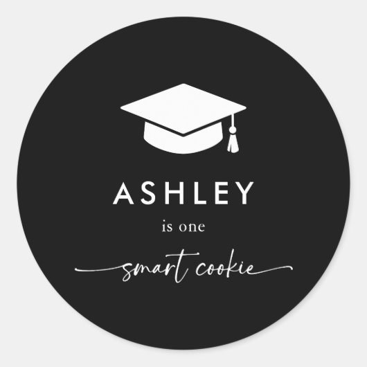 Black Grad Cap One Smart Cookie Graduation Favor Runder Aufkleber (Vorderseite)