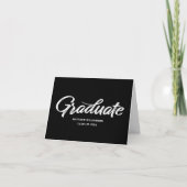 Black Graduation White Bold Retro Script Cap Icon Dankeskarte (Vorderseite)