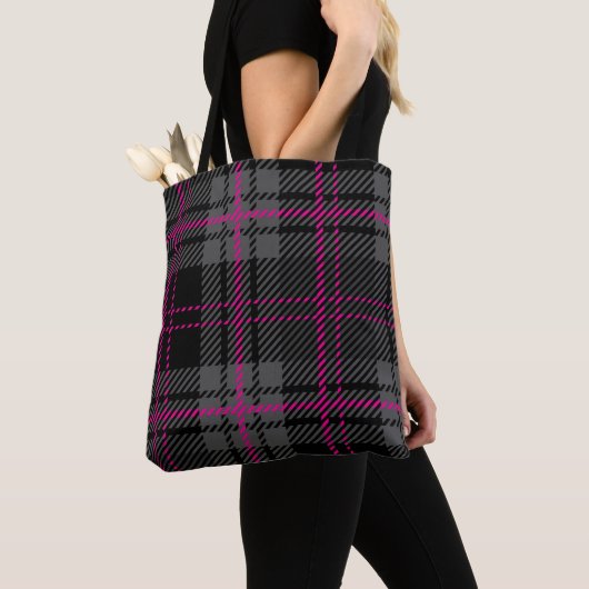Black Gray and Pink Tartan Print Plaid Scottish Tasche (Von Nahem)