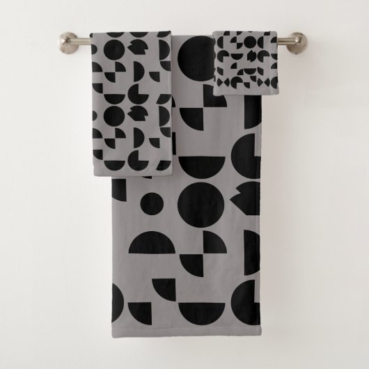 Black Gray Modern Elegantes geometrisches Tribal Badhandtuch Set (Insitu)