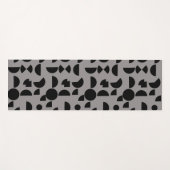 Black Gray Modern Elegantes geometrisches Tribal Yogamatte (Vorderseite (Horizontal))
