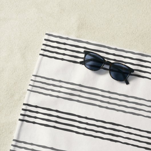 Black Gray Moderner Minimalistisch Stripe Boho Strandtuch (Beispiel)