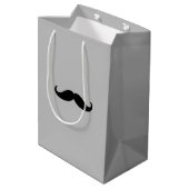 Black Gray Retro Mustache Mittlere Geschenktüte (Rückseite Schrägansicht)