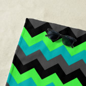 Black Green Ombre Chevrons Beach Towel Strandtuch (Beispiel)