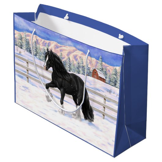 Black Gypsy Vanner Irish Cob Draft Horse in Snow Große Geschenktüte (Rückseite Schrägansicht)