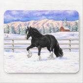 Black Gypsy Vanner Irish Cob Draft Horse in Snow Mousepad (Vorne)