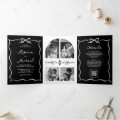 Black Hand Drawn White Bow QR Code Photo Wedding Dreifach Gefaltete Einladung (Innenseite)