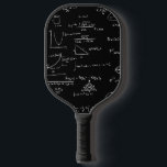 Black Handwriting Mathematics Equations Pickleball Schläger<br><div class="desc">Schöne schwarz-weiß handgeschriebene Mathematik Formeln und Gleichungen Paddelpaddel für Mathematiklehrer,  Mathematiker oder Mathematiker Rentner. Großartiges Geschenk für alle mathematischen Nerd und Geeks. Illustriert und entworfen von Patricia Alvarez.</div>