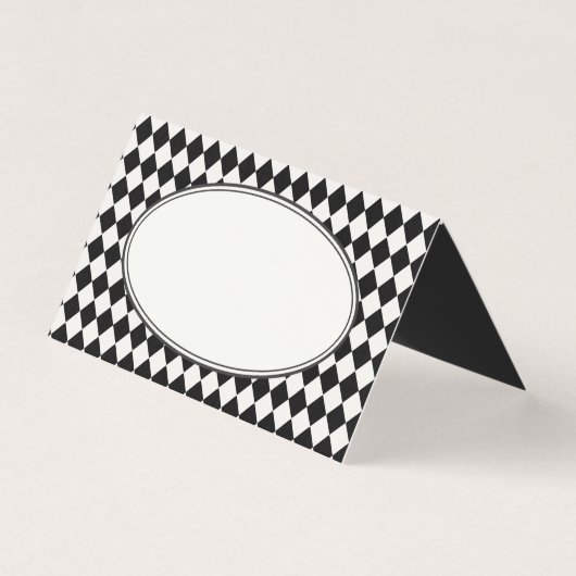 Black Harlequin Checkered Folded Place Cards (Vorderseite)