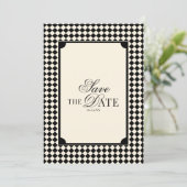 Black & Ivory Checkered Old Money QR Code Wedding Save The Date (Stehend Vorderseite)
