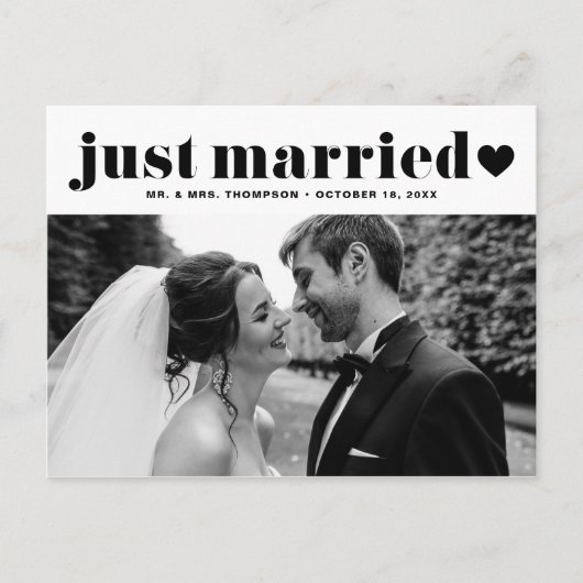 Black Just Married Retro Fett Typografie Foto Postkarte (Vorderseite)