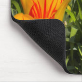 Black Kitten in der Tulip Garden Mousepad (Ecke)