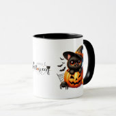Black Kitten in einem Halloween-Kürbis Tasse (VorderseiteRechts)