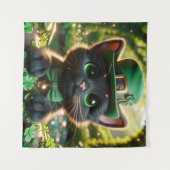 Black Kitten in Green St. Patrick's Day Attraktion Wandteppich (Vorderseite (Horizontal))