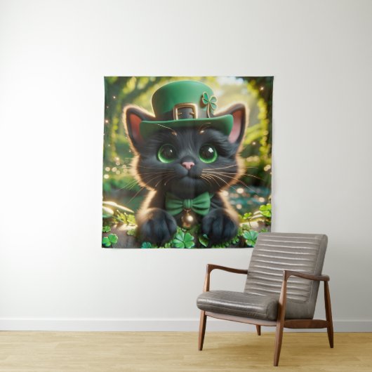 Black Kitten in Green St. Patrick's Day Attraktion Wandteppich (Beispiel)