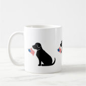Black Lab American Flag Patriotic USA Tasse (Links)