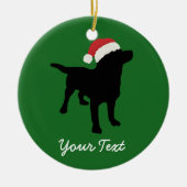 Black Lab Hund mit Weihnachts-Weihnachtsmannmütze Keramikornament (Vorne)