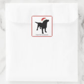 Black Lab Hund mit Weihnachtshut Quadratischer Aufkleber (Tasche)