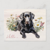 Black Lab in Wildflowers Hello Personalized Postkarte (Vorderseite)