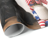 Black Lab Patriotic Uncle Sam Hat gift  Geschenkpapier (Rolleneckpunkt)