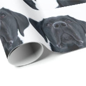 Black Labrador Facing Geschenkpapier (Rolleneckpunkt)