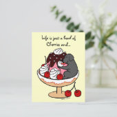 Black Labrador & Ice Cream Sundae Postkarte (Stehend Vorderseite)