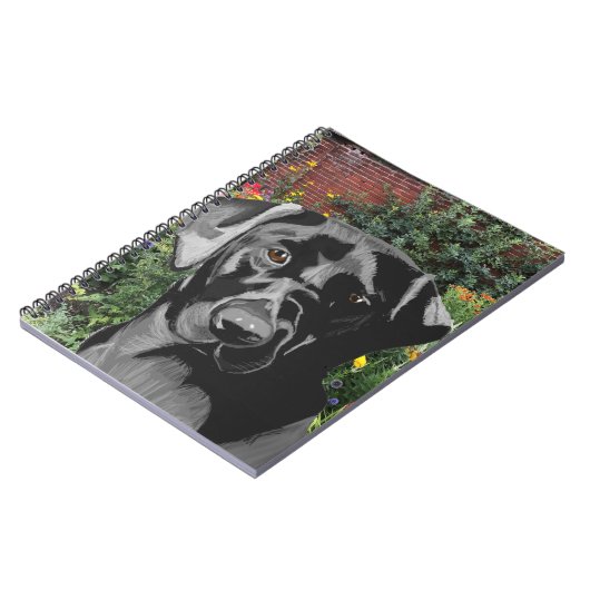 Black Labrador in Garden Notizblock (Linke Seite)