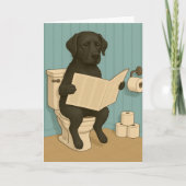 Black Labrador Reading Newspapier auf der Toilette Karte (Vorderseite)