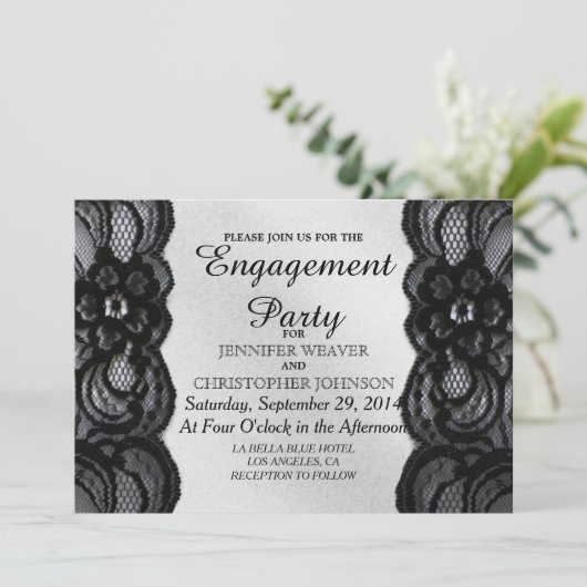 Black Lace und Satin Engagement Partei lädt ein Einladung (Stehend Vorderseite)