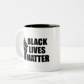 Black Lives Materie - BLM-Logo Zweifarbige Tasse (Vorderseite Links)