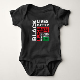 Black Lives Materie BLM Red Green Typografie Baby Strampler