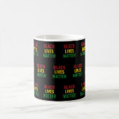 BLACK LIVES MATTER Red Yellow Green BHM BLM Kaffeetasse (Mittel)