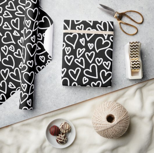 Black Love Hearts Pattern Wrapping Pattern Geschenkpapier (Kunsthandwerk)