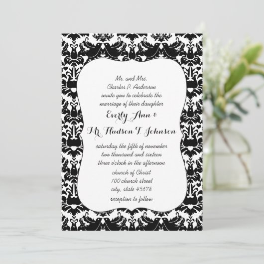 Black Lovebird Damask Wedding Einladung (Stehend Vorderseite)