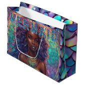Black Mermaid Gift Bag Große Geschenktüte (Vorderseite Schrägansicht)