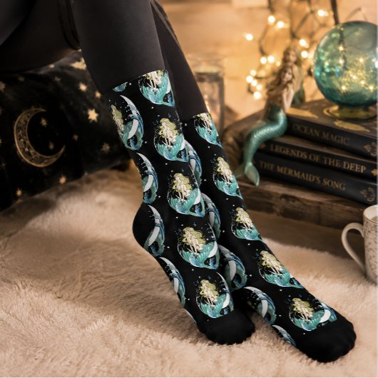 Black Mermaid Moon Fantasy Art Deco Socken