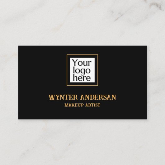 Black Minimal Gold Chic Luxus Custom Logo QR Code Visitenkarte (Vorderseite)