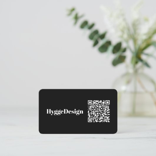 Black Minimalist Professional Custom QR Code Visitenkarte (Stehend Vorderseite)