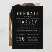 Black Modern Chic Simple Typografy Foto Wedding Einladung (Vorne/Hinten)