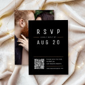 Black Modern Chic Simple Typografy QR-Code RSVP Karte