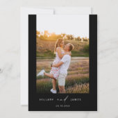 Black Modern Elegante Calligrafy Wedding Einladung (Rückseite)