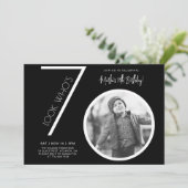 Black Modern Foto 70. Geburtstag Einladung (Stehend Vorderseite)